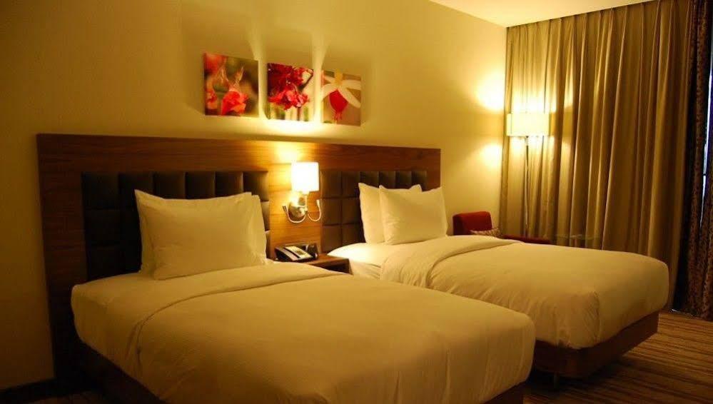 Hilton Garden Inn Ескишехир Екстериор снимка