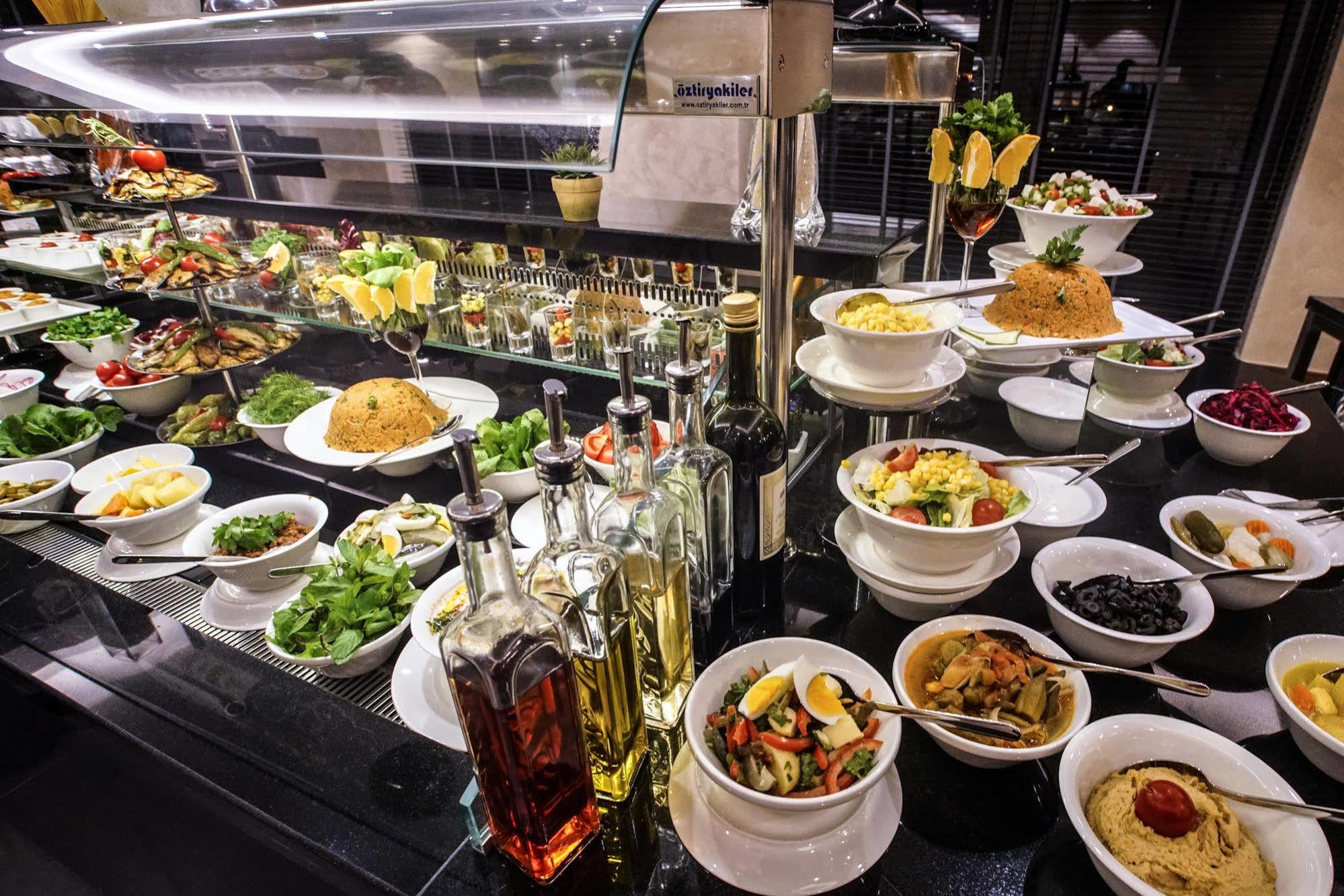 Hilton Garden Inn Ескишехир Екстериор снимка